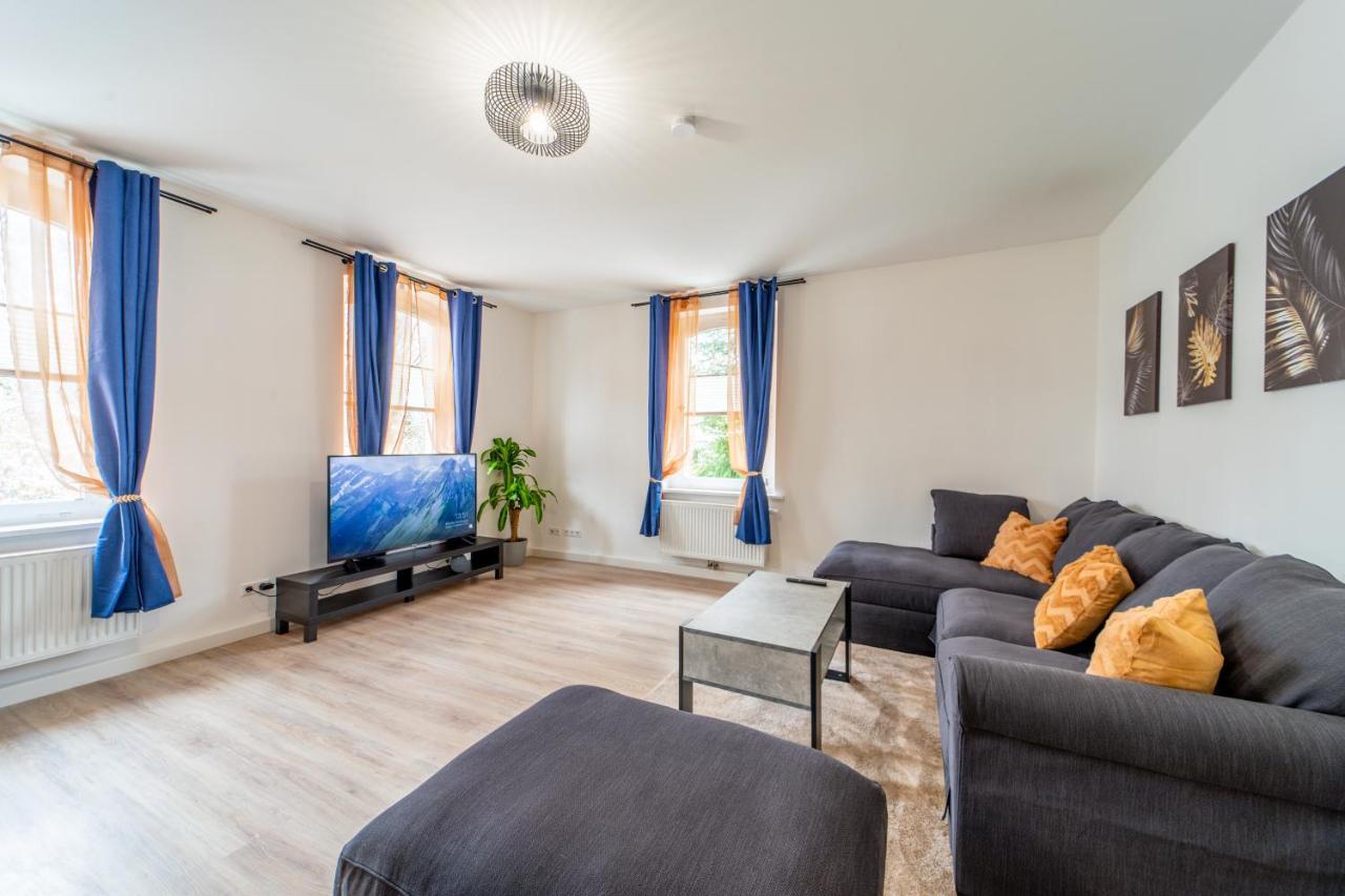 Grosse 3-Zimmer Wohnung - Zentral-Coburg - Kostenloser Parkplatz エクステリア 写真
