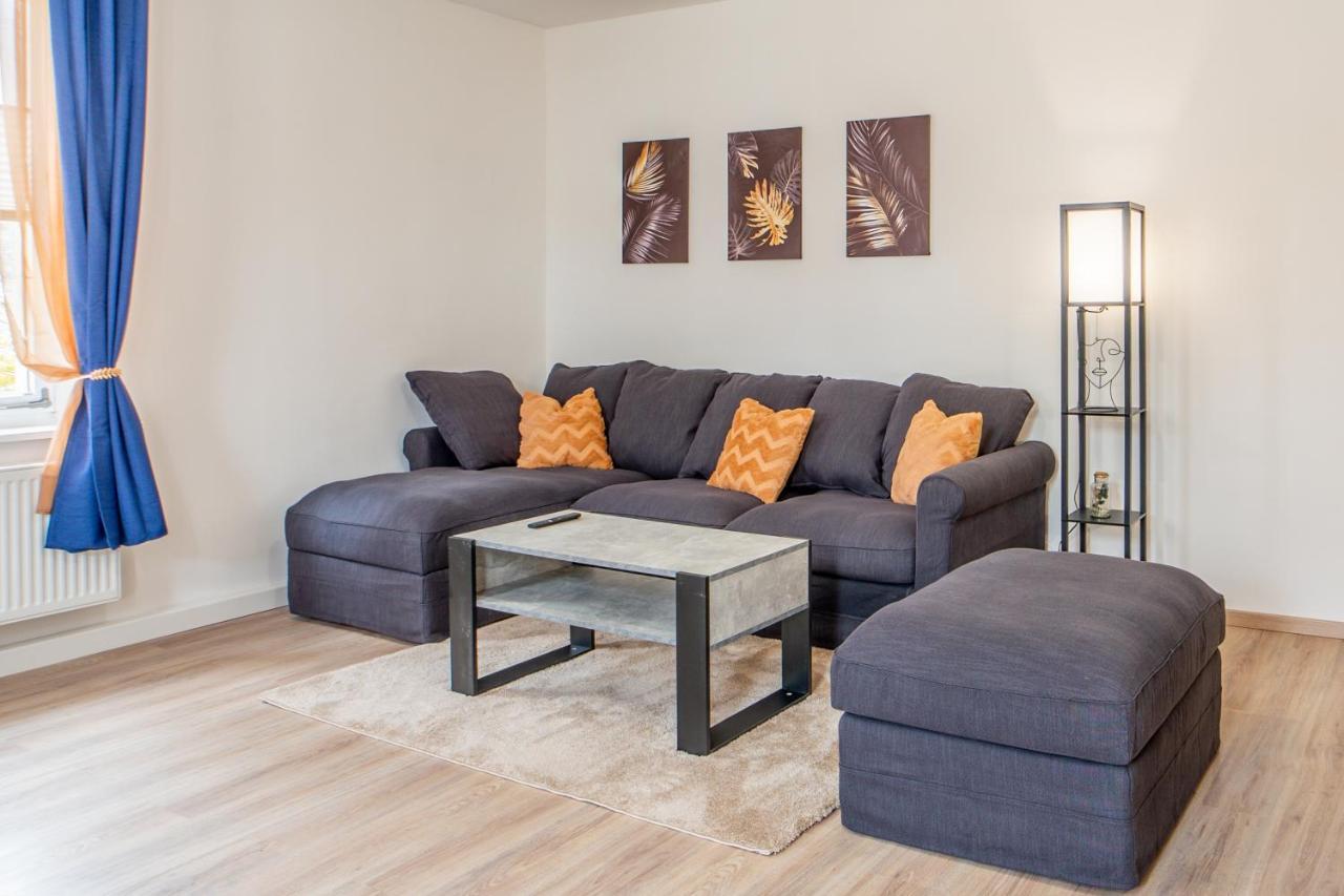 Grosse 3-Zimmer Wohnung - Zentral-Coburg - Kostenloser Parkplatz エクステリア 写真