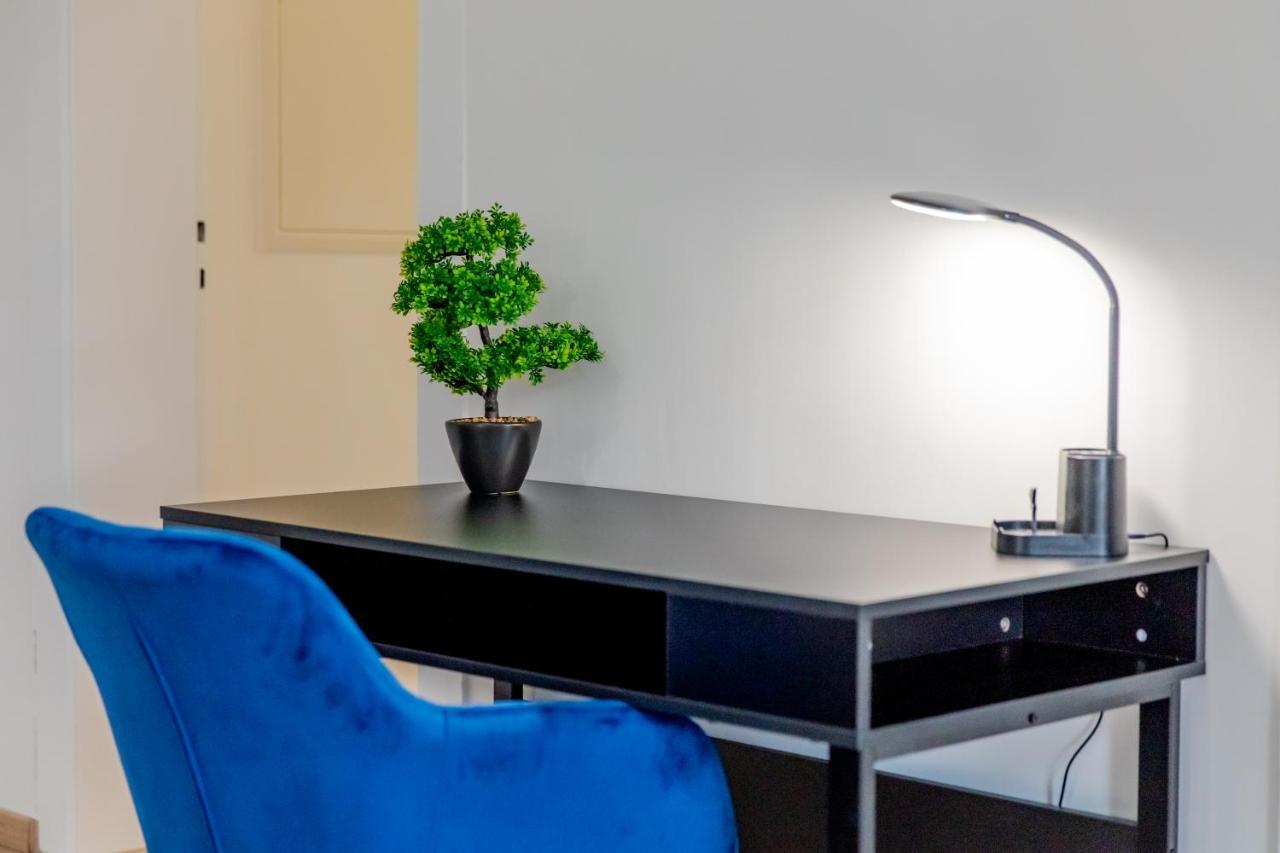 Grosse 3-Zimmer Wohnung - Zentral-Coburg - Kostenloser Parkplatz エクステリア 写真